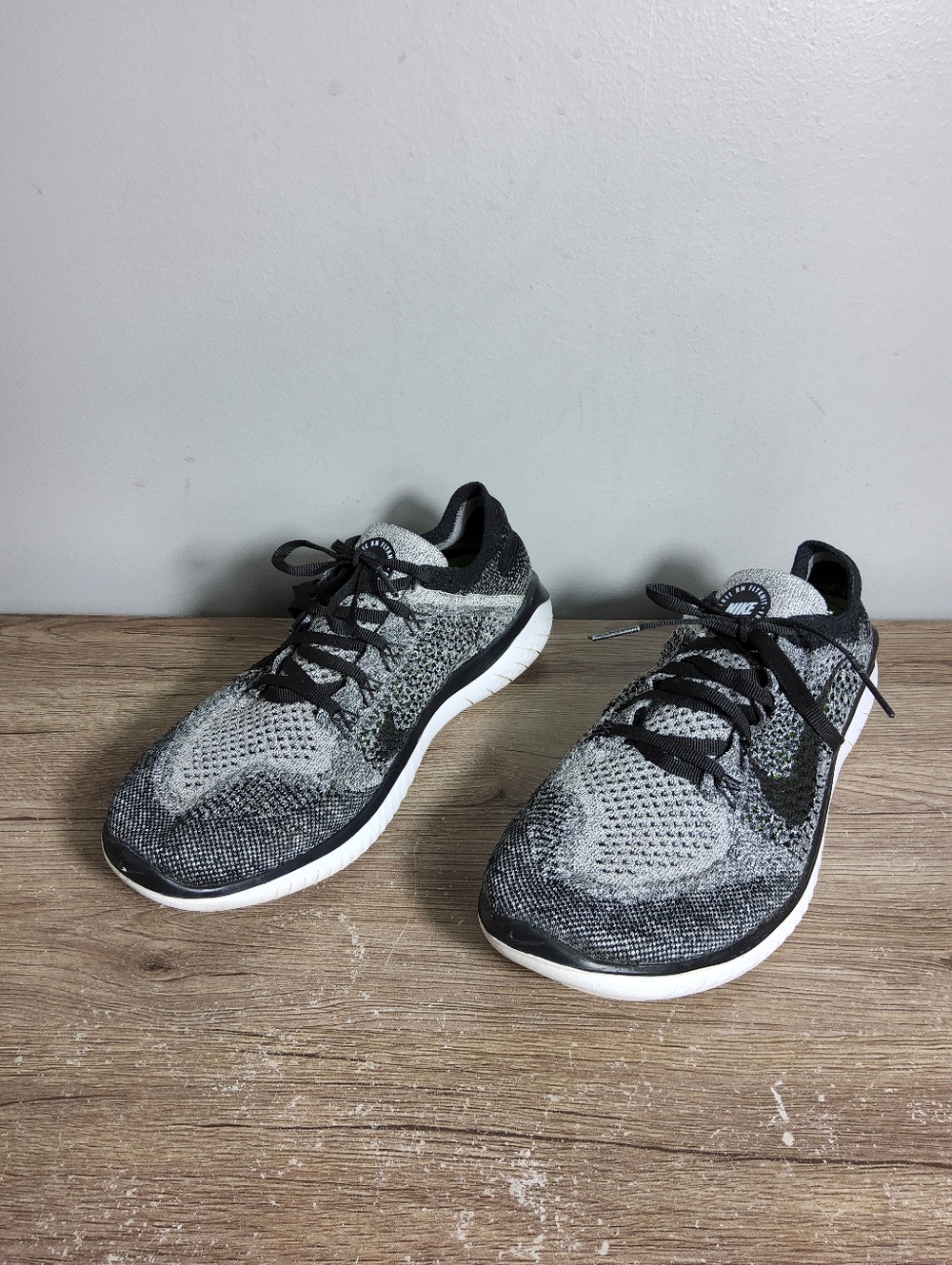 Nike Free RN Flyknit - Size 8. 5